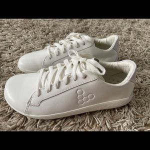 Vivobarefoot Geo Court L, Womens Everyday Barefoot Classic